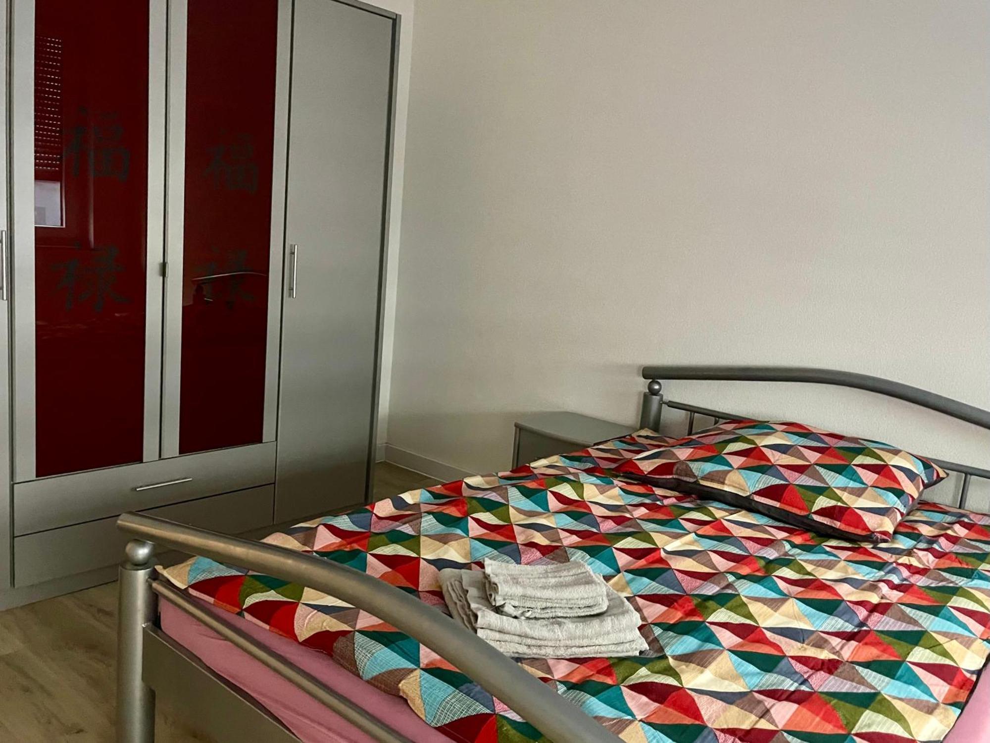 Neu Goldstadt Wunderschoenes 2 Zimmer Apartament Schloessle Zentrum Pforzheim Eksteriør bilde