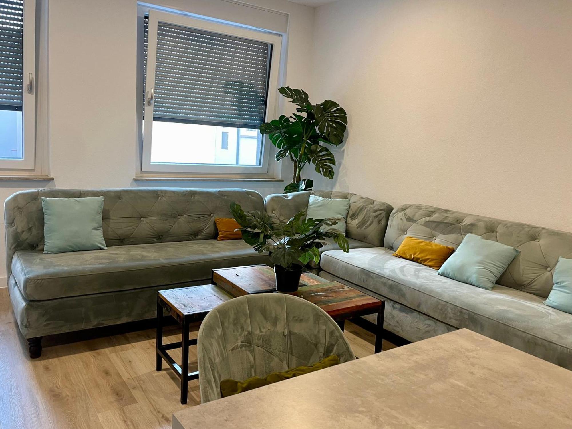 Neu Goldstadt Wunderschoenes 2 Zimmer Apartament Schloessle Zentrum Pforzheim Eksteriør bilde