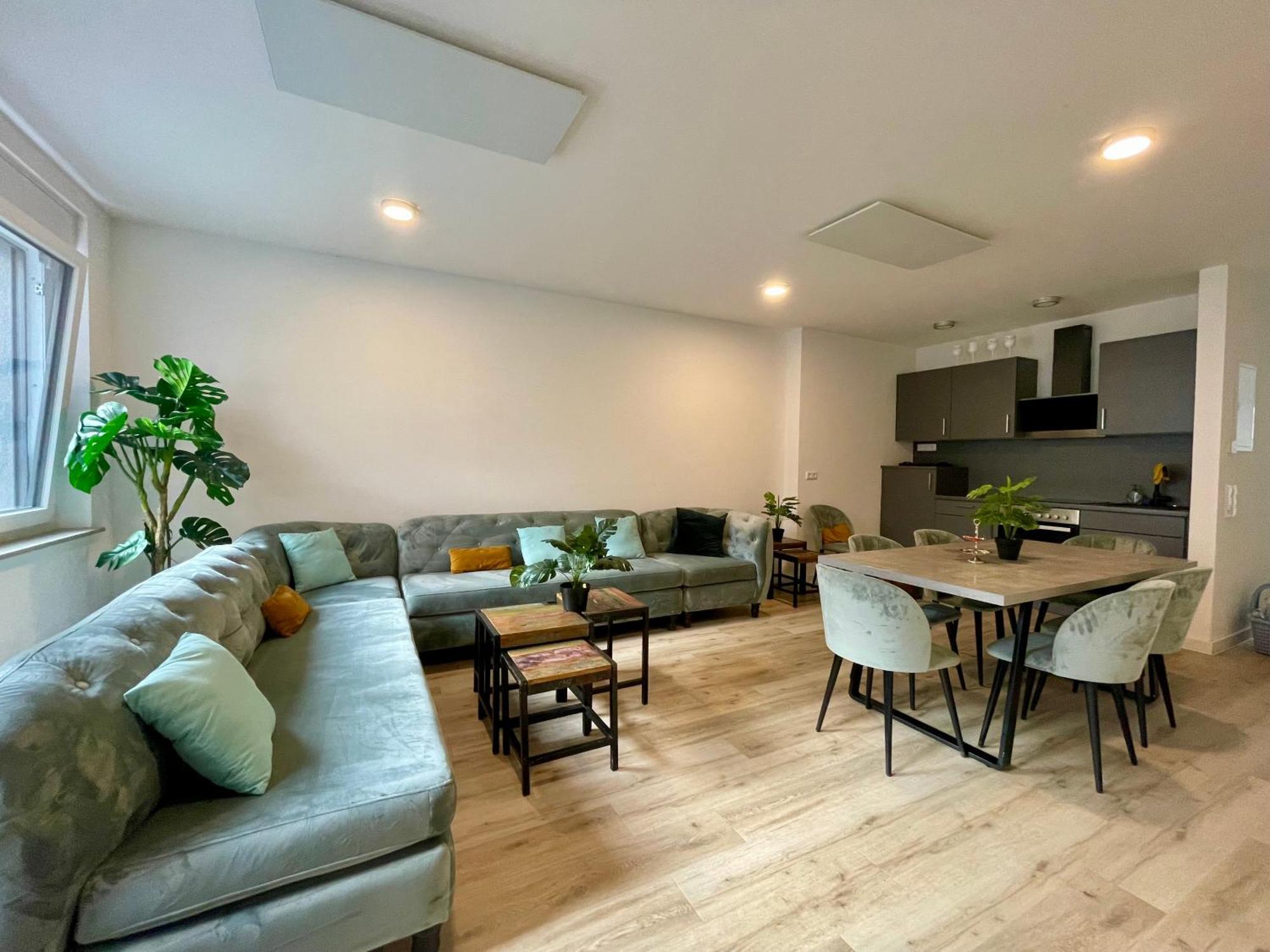 Neu Goldstadt Wunderschoenes 2 Zimmer Apartament Schloessle Zentrum Pforzheim Eksteriør bilde