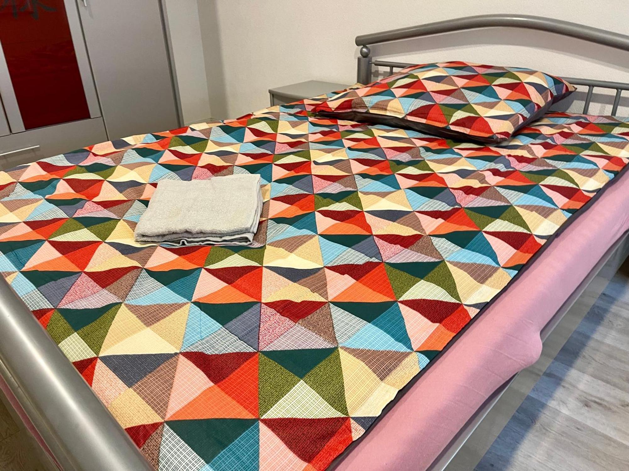 Neu Goldstadt Wunderschoenes 2 Zimmer Apartament Schloessle Zentrum Pforzheim Eksteriør bilde