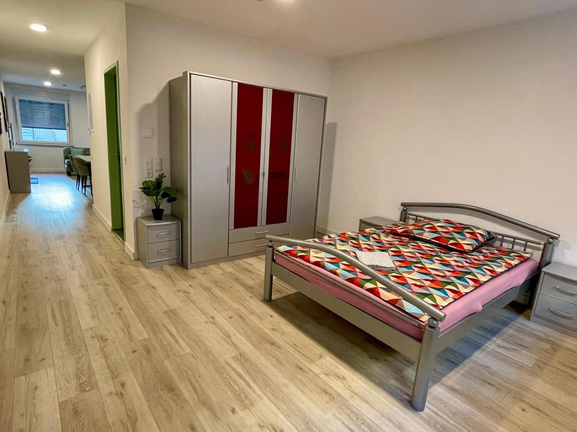 Neu Goldstadt Wunderschoenes 2 Zimmer Apartament Schloessle Zentrum Pforzheim Eksteriør bilde