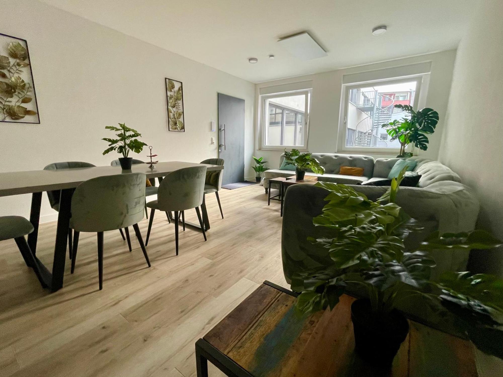 Neu Goldstadt Wunderschoenes 2 Zimmer Apartament Schloessle Zentrum Pforzheim Eksteriør bilde