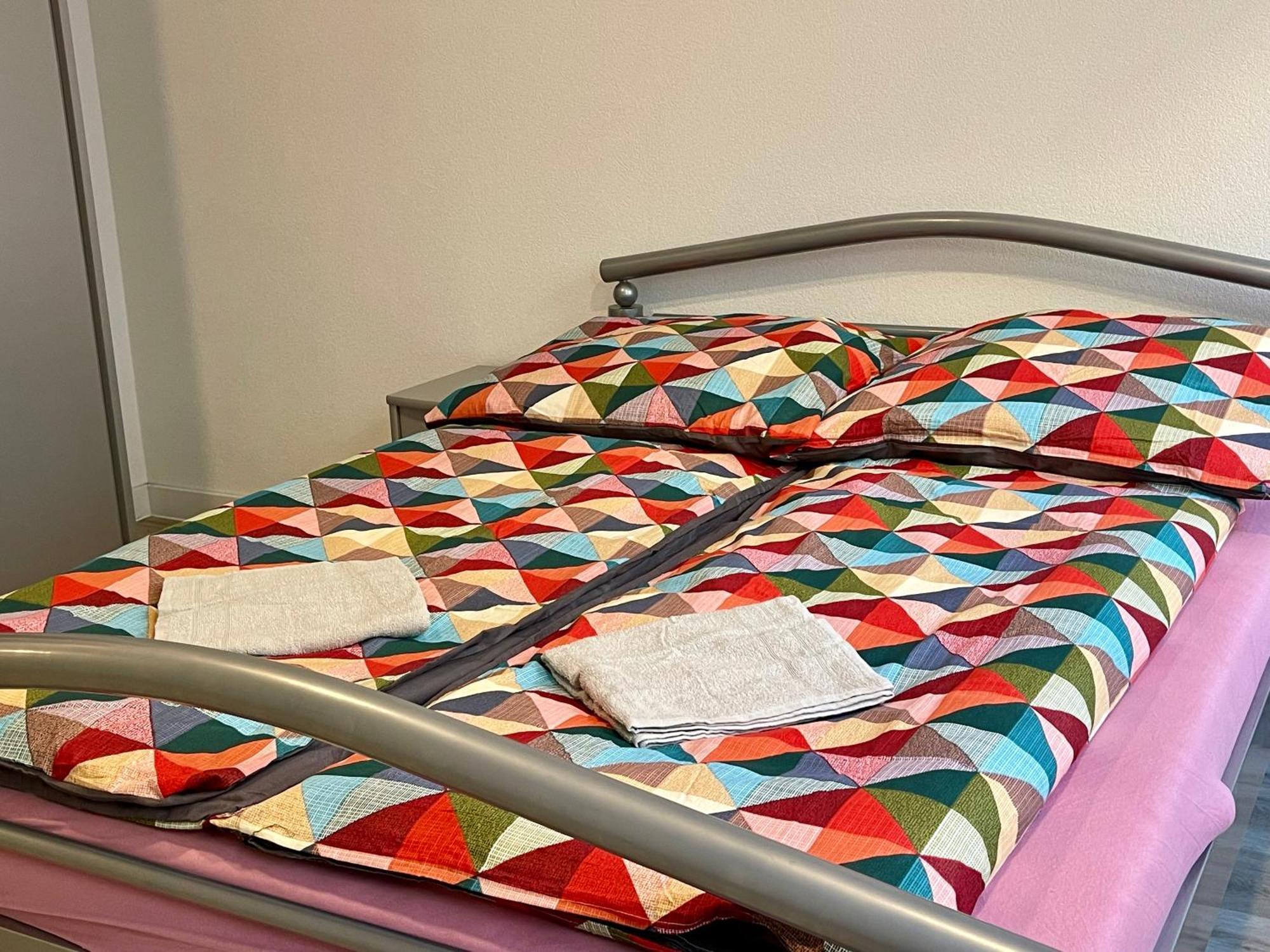 Neu Goldstadt Wunderschoenes 2 Zimmer Apartament Schloessle Zentrum Pforzheim Eksteriør bilde