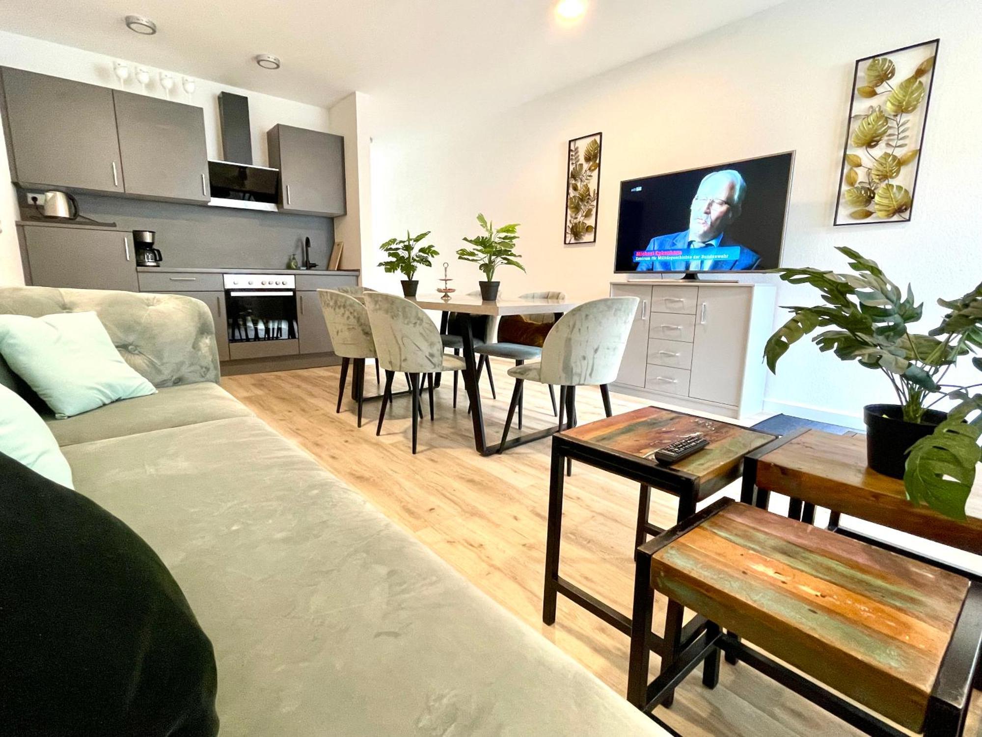 Neu Goldstadt Wunderschoenes 2 Zimmer Apartament Schloessle Zentrum Pforzheim Eksteriør bilde