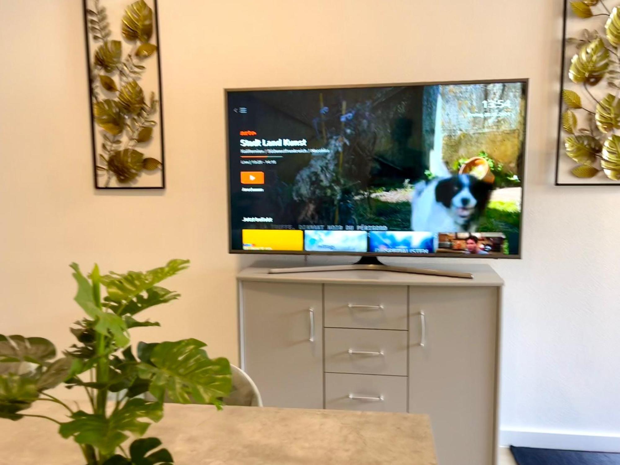 Neu Goldstadt Wunderschoenes 2 Zimmer Apartament Schloessle Zentrum Pforzheim Eksteriør bilde