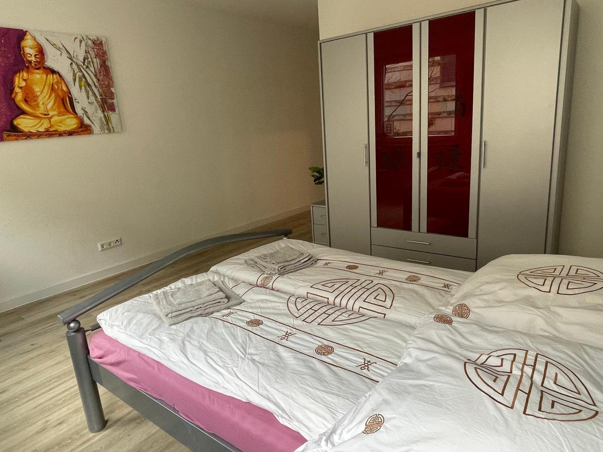 Neu Goldstadt Wunderschoenes 2 Zimmer Apartament Schloessle Zentrum Pforzheim Eksteriør bilde